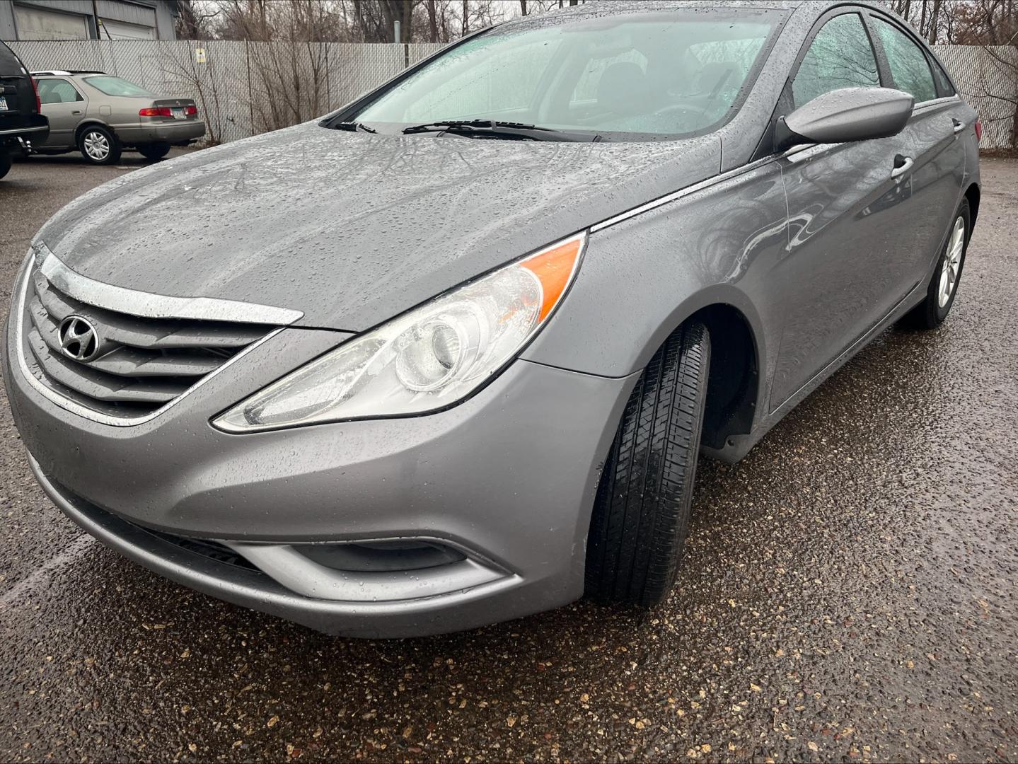 2013 Hyundai Sonata (5NPEB4AC2DH) , located at 17255 hwy 65 NE, Ham Lake, MN, 55304, 0.000000, 0.000000 - Photo#0